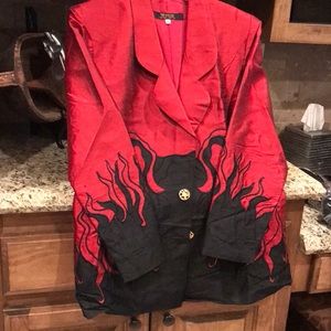 100 percent Jim Thompson silk. Custom made . Never worn. Below the hip length.